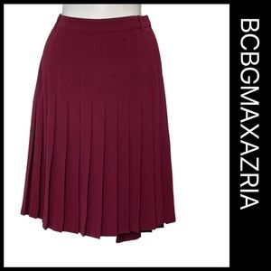 BCBGMAXAZRIA Bonita Burgundy Pleated Lined Knee Length Chiffon Skirt Size 6